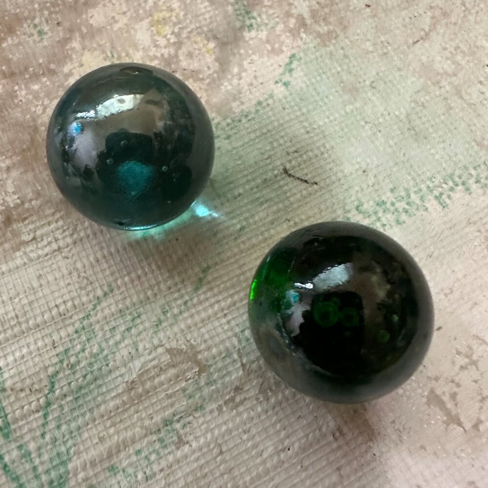 Big Marble Lot of 19 Marbles 6 Big 2 Medium 11 Small - Picture 11 of 11
